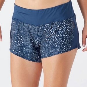 Oiselle Roga Short Curfew Onna Print Navy 4